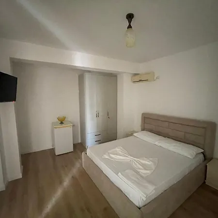 Side * Sarandë